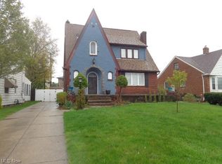 6457 Stanbury Rd, Parma, OH 44129