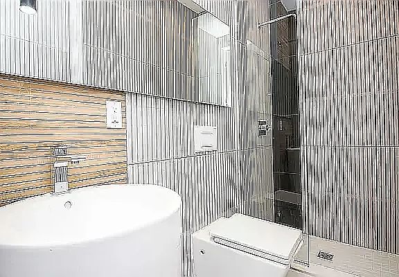 3rd image of 191 Winthrop St #5