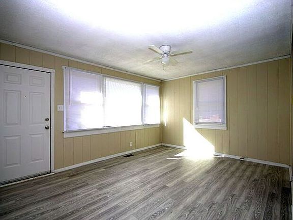 2nd image of 606 S Andrews Ave APT A