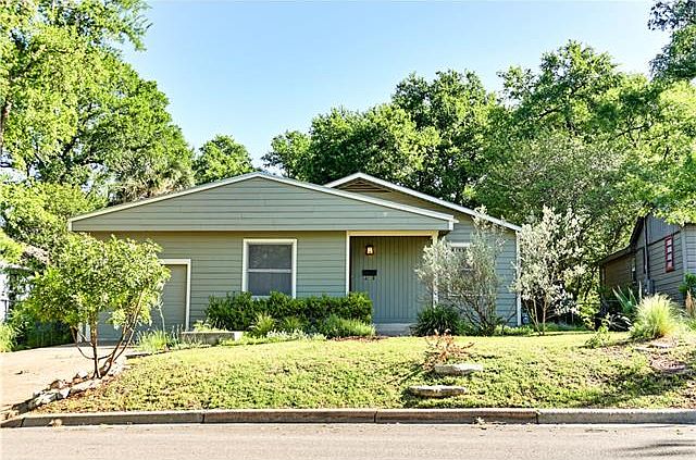 1st image of 2108 La Casa Dr