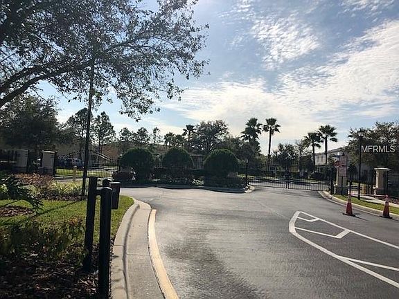 3rd image of 2609 Oleander Lakes Dr