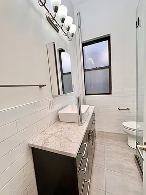 Rented by Hagstrom Management Inc | media 7