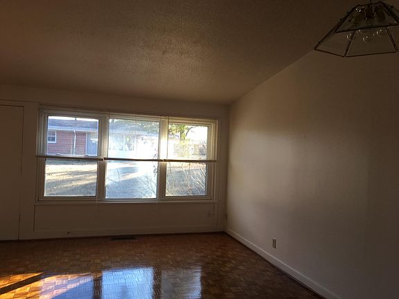 3rd image of 5443 Westminster Ave