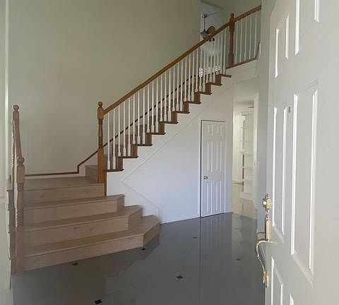 3rd image of 27446 Westover Way