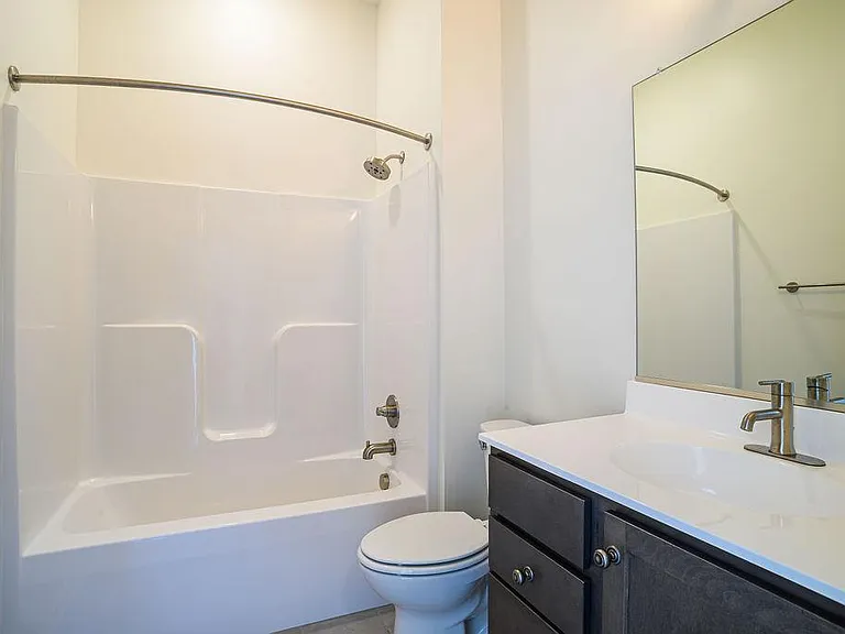 1404 Bainbridge St #B — Photo 6