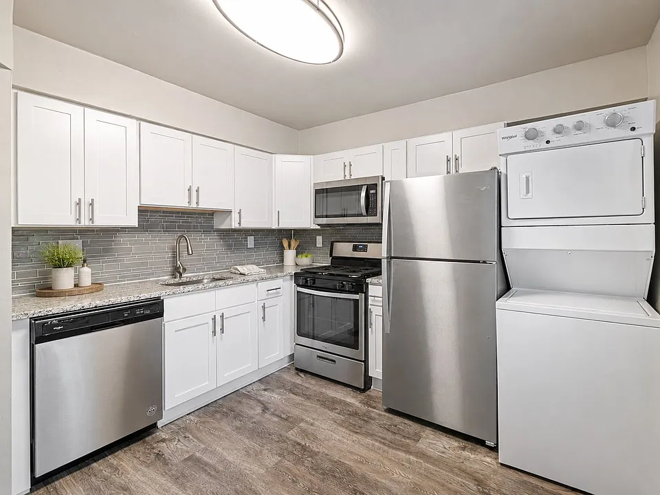 Fairways Apartment Homes