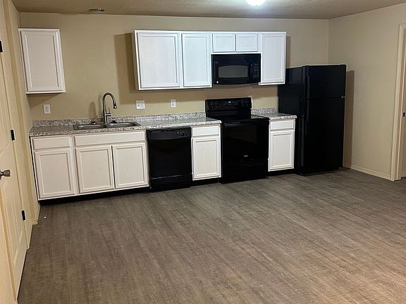 4th image of 1012 N Flint St #2