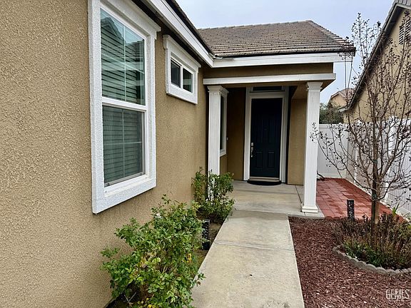 3rd image of 14616 Yellow Lupine Dr