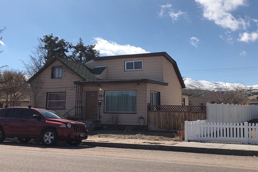 2nd image of 753 S Main St
