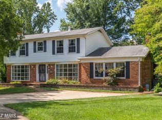 4920 S Centaurs Ct, Annandale, VA 22003