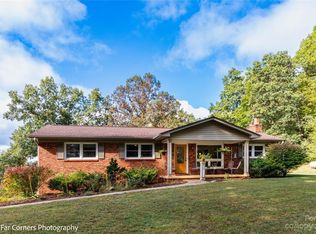 20 B And B Acres Rd, Weaverville, NC 28787