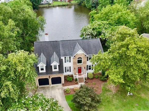 705 Turnbuckle Ct, Chesapeake, VA 23322