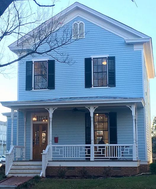 Building Photo - 415 N Person St