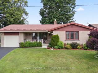 227 15th Ave, Hanover, ON N4N3E1