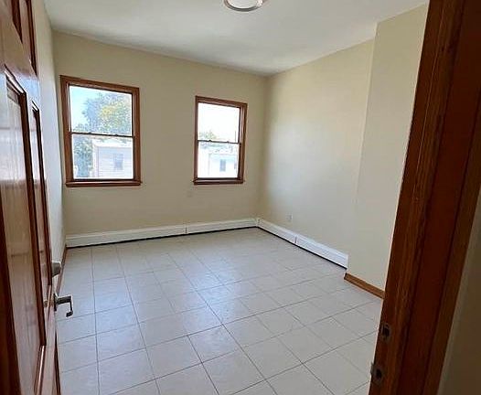 5th image of 5919 69th Pl Floor 2