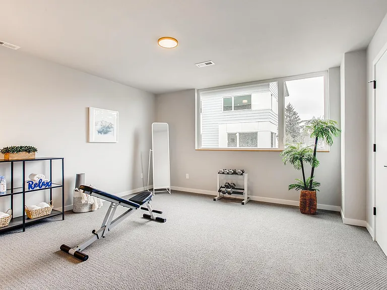 6614 SE 62nd Ave — Photo 16