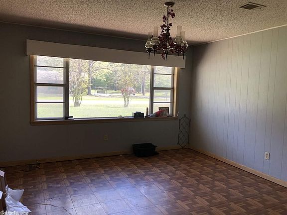 3rd image of 97 Davis Dr
