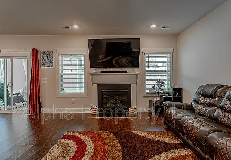 126 Pewter Cir — Photo 11
