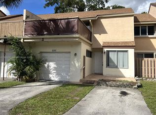 8249 NW 8th Pl #4, Fort Lauderdale, FL 33324