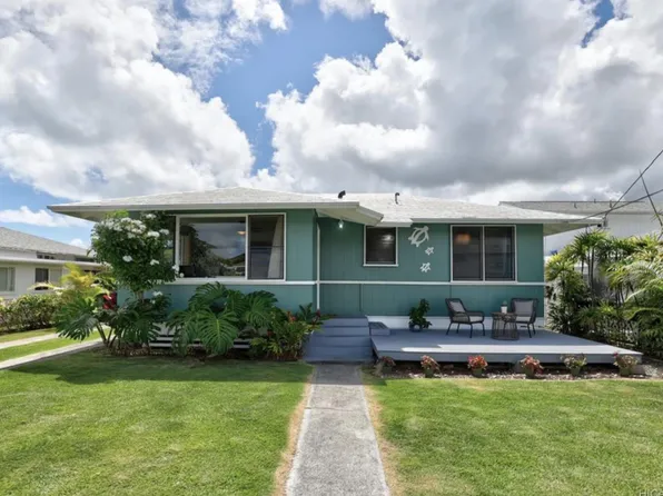 539 Kalolina St, Kailua, HI 96734