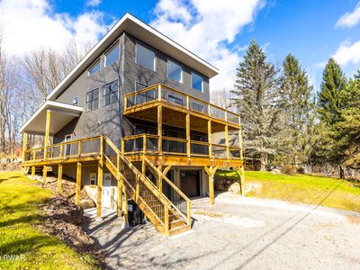 918 Forest Ln, Lake Ariel, PA, 18436
