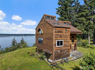 7544 Sandy Point Beach Rd NE, Olympia, WA 98516