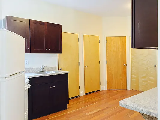 Sold by Matthew Gros-Werter, LREB  | media 16