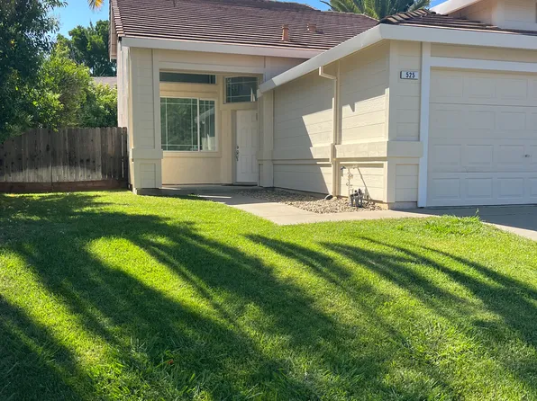 525 Wicklow Dr, Vacaville, CA 95688