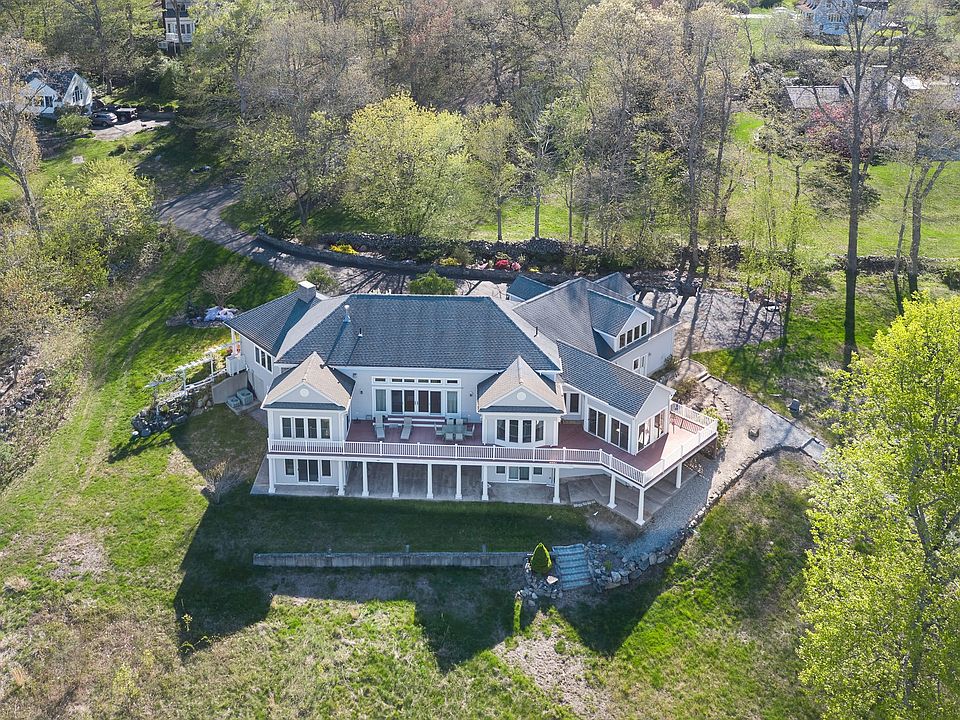 17 Stanford Hill Road