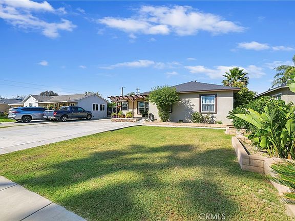 2nd image of 3855 Stansell Dr