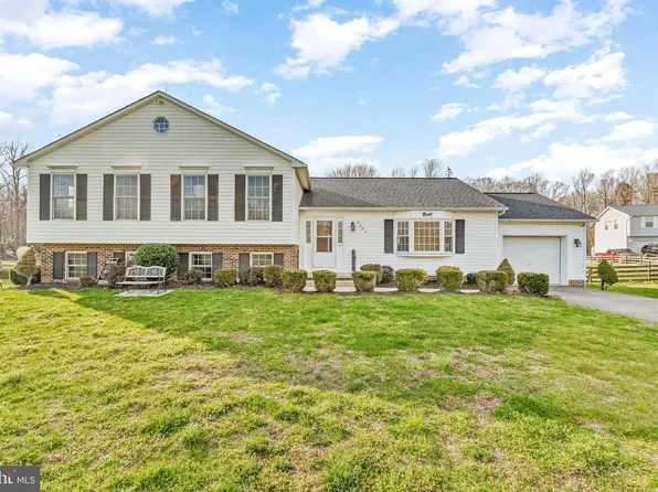 5285 Stowe Ln, Waldorf, MD 20601