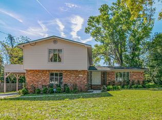 10832 Executive Dr, Jacksonville, FL 32225