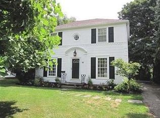 141 Sand Run Rd, Akron, OH 44313