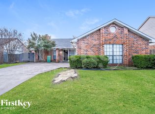 1502 Barbara Ln, Arlington, TX 76018