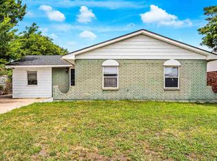 3814 SE Dorchester Dr, Lawton, OK 73501
