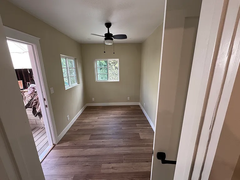 1612 N Avenue 46 — Photo 17