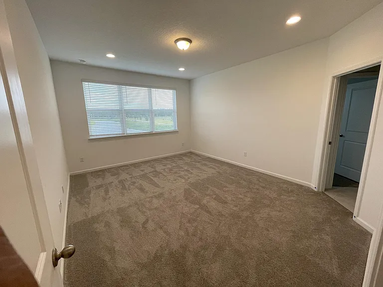 711 Cherry Elm Dr — Photo 16