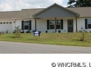 1 Chickwood Trl, Weaverville, NC 28787