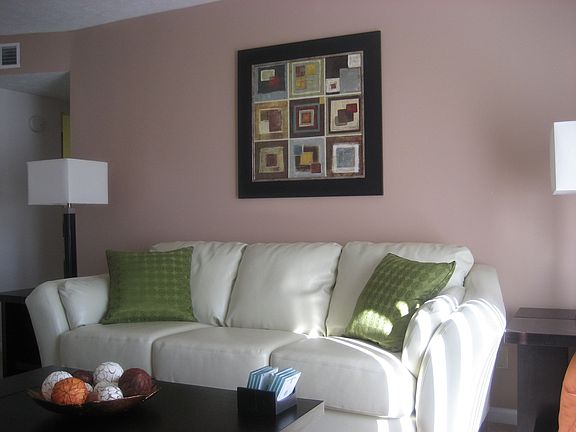 2nd image of 1110 La Fontenay Ct