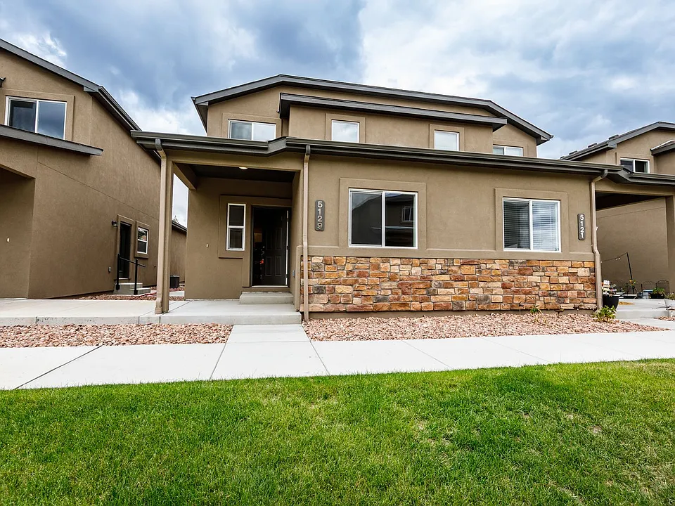 5129 Palomino Ranch Point