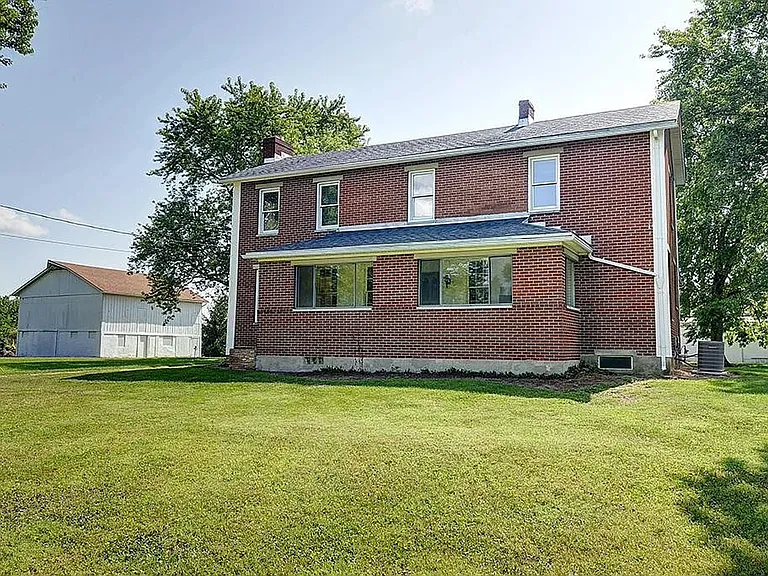 9556 Kenrick Rd — Photo 3