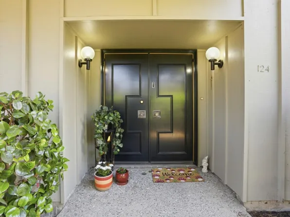 124 Del Mesa Carmel, Carmel, CA 93923