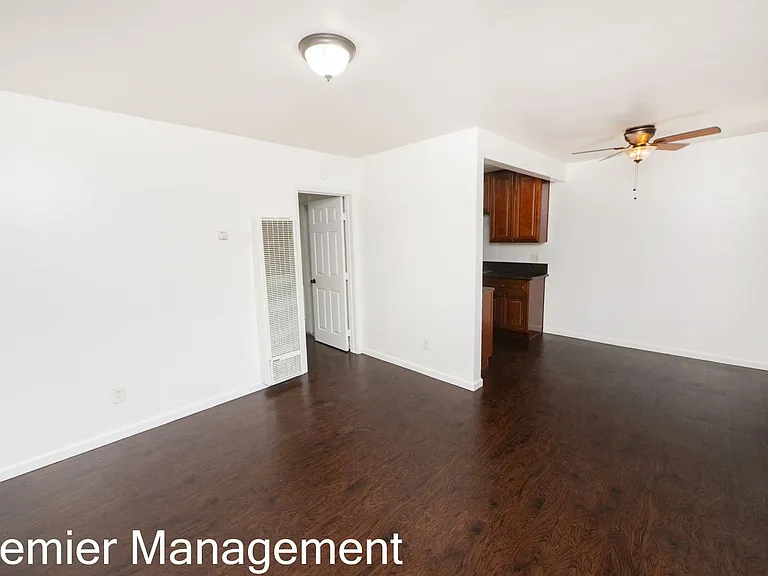 2673-75 C St — Photo 21