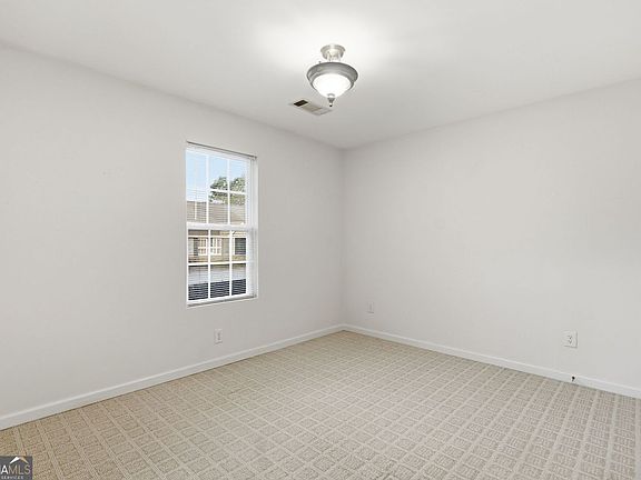 4th image of 6 Brittany Ct #24