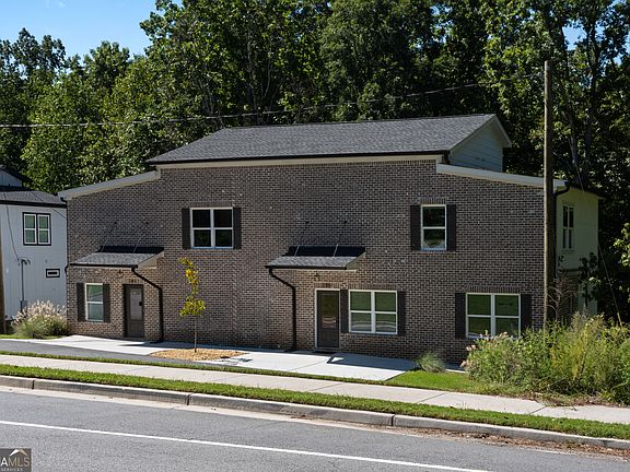 2nd image of 2381 Highpoint Rd
