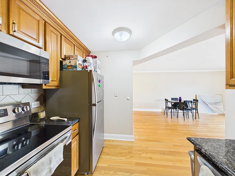 2210 S Goebbert Rd #226 — Photo 16
