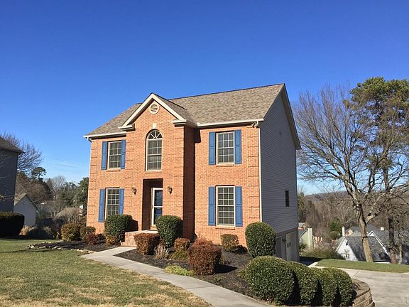 2nd image of 10124 Delle Meade Dr