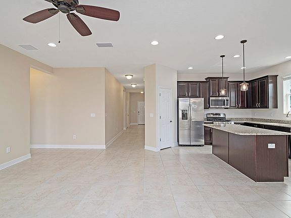 3rd image of 21512 Southern Charm Dr