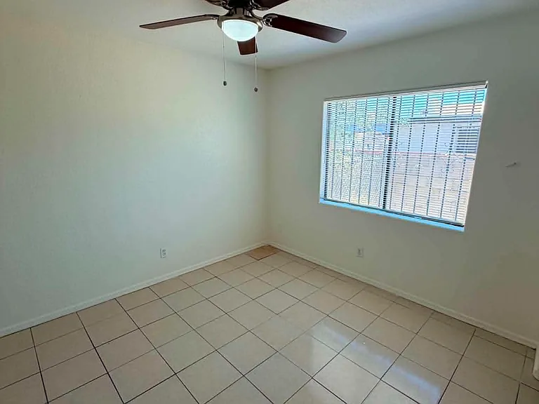 4332 S 5th Ave #2 — Photo 9
