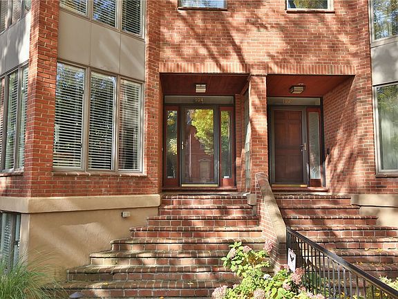 3rd image of 104 Troup St